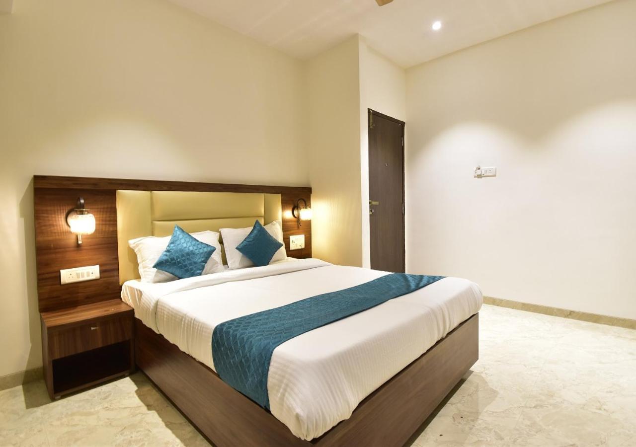 נאווי מומבאי Hotel Candor Amigo Airoli Mind Space מראה חיצוני תמונה