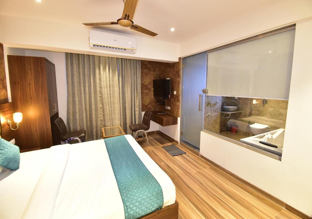 נאווי מומבאי Hotel Candor Amigo Airoli Mind Space מראה חיצוני תמונה