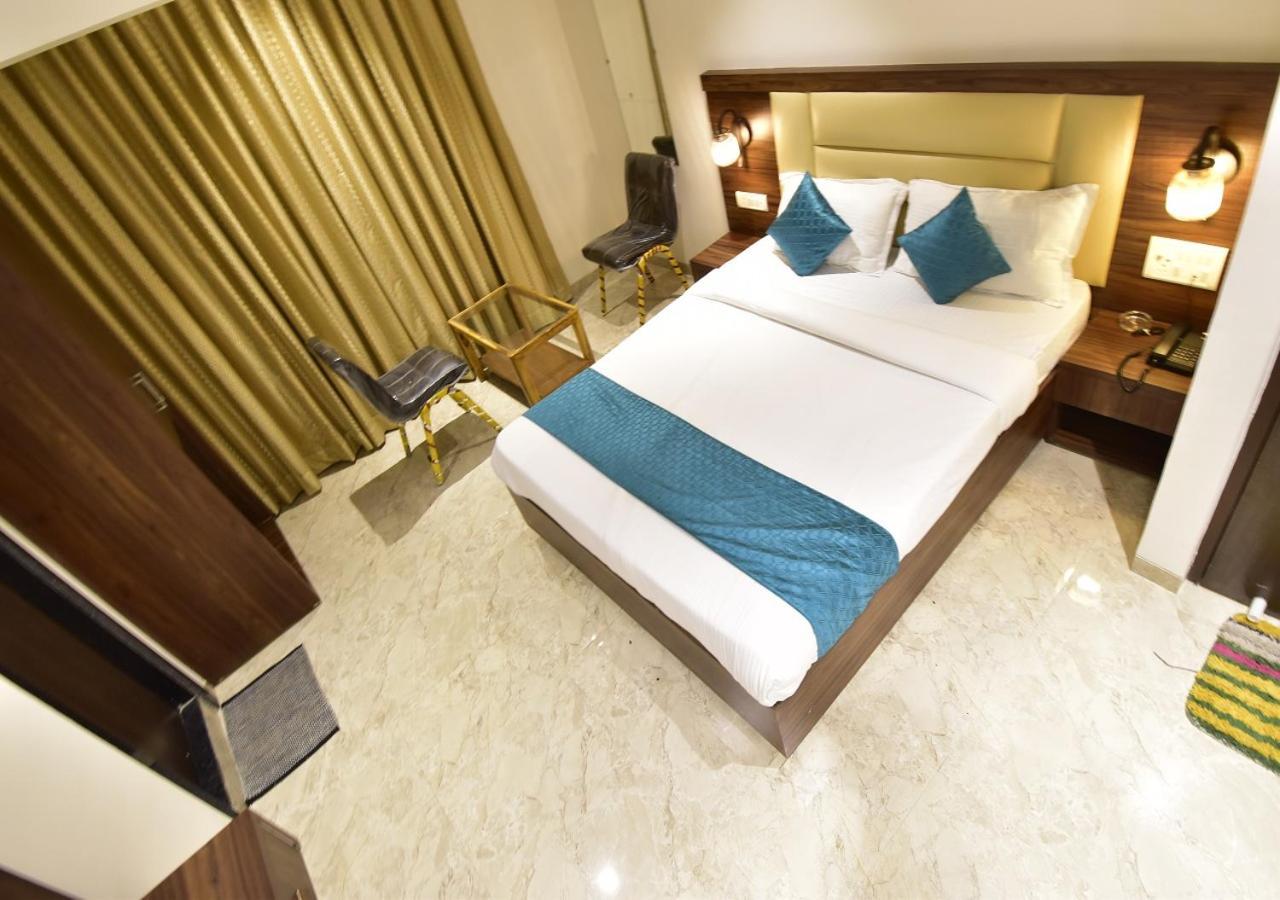 נאווי מומבאי Hotel Candor Amigo Airoli Mind Space מראה חיצוני תמונה