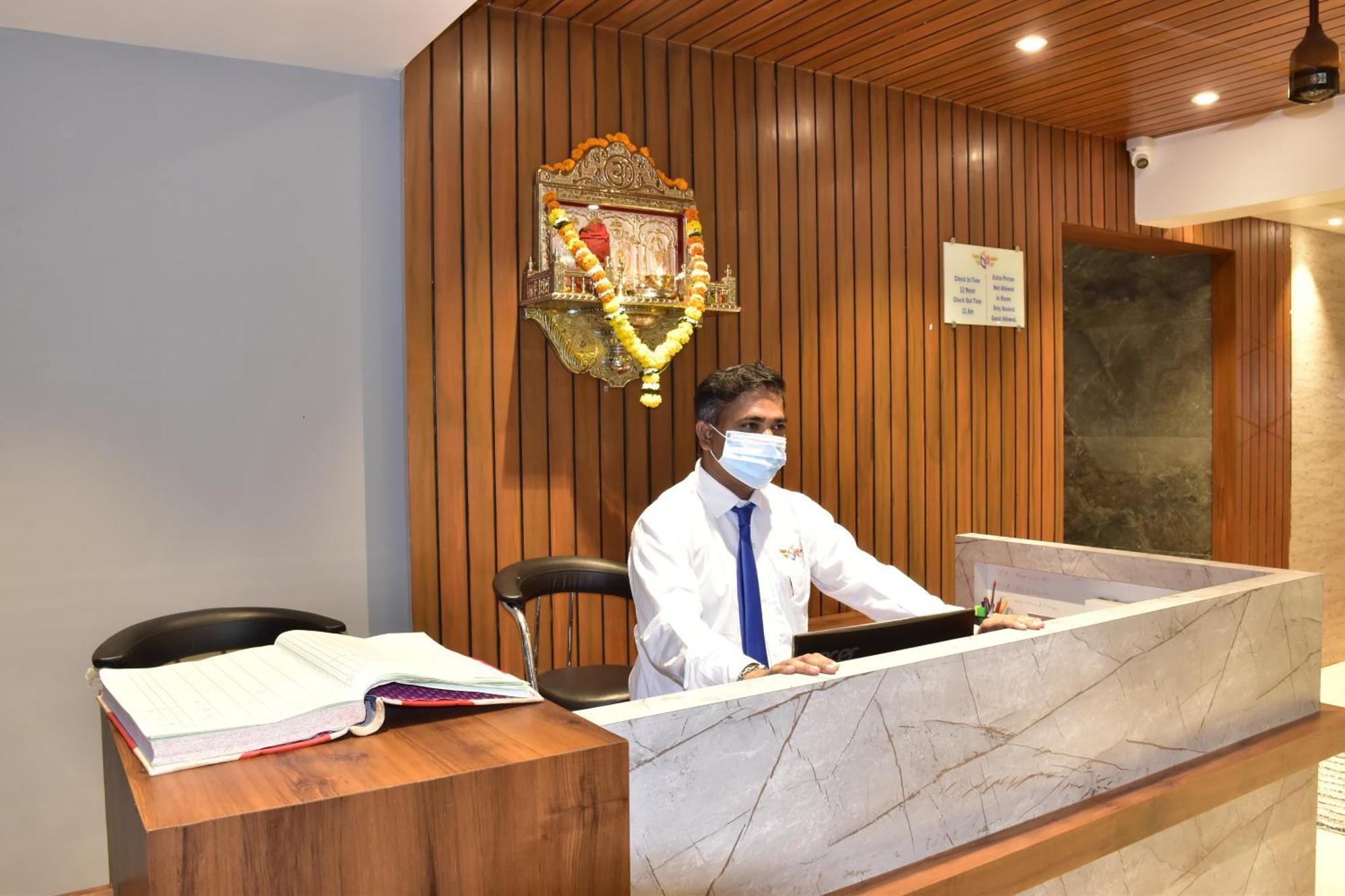 נאווי מומבאי Hotel Candor Amigo Airoli Mind Space מראה חיצוני תמונה